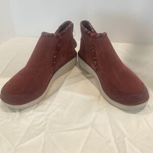 Ryka Burgundy Ankle Booties Size 5 NWT